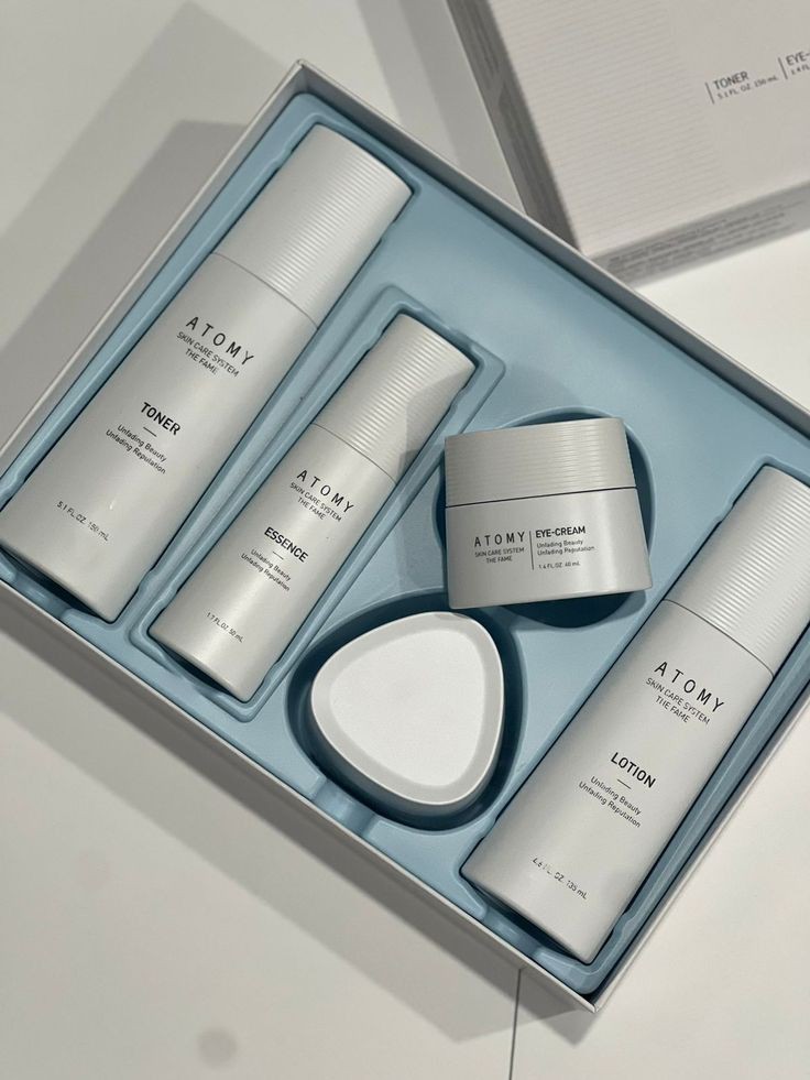 ÇEKİLİŞ 🌟

Kore markası Atomy'nin Cilt bakım ürünü ve nem bombası olarak bilinen The Fame serisini hediye ediyorum!! 

yapmanız gerekenler
✅beni takip etmek
✅bu tiviti rtlemek
✅iki kişiyi etiketlemek 

son tarih 25 Nisan!!! 
Bol şanslar💚