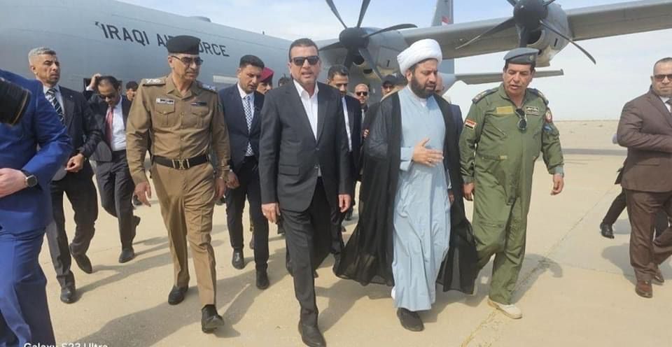 مرة بعد أخرى يتم استخدام طائرات ذات إستخدامات عسكرية ( تخص الأمن والدفاع )  لأغراض تنقل شخصيات تنفيذية مدنية بين المحافظات .. هذا الأمر مرفوض وعلى المسؤول المدني التنقل برا او حجز تذكرة على طائرة مدنية .. سنخاطب لجنة الأمن والدفاع ووزارة الدفاع لمنع تكرار هذه الخروقات.