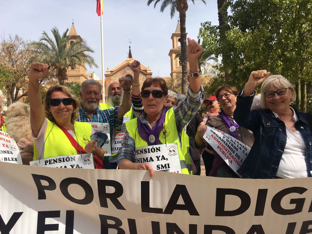 Torrevieja defendiendo todo lo público 15/04/24