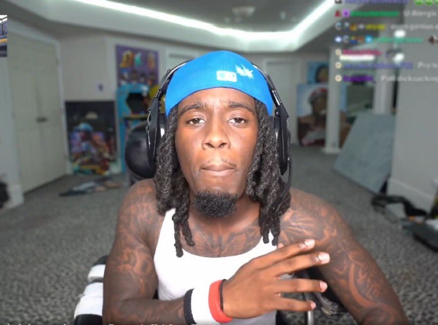 Daily Loud tweet media