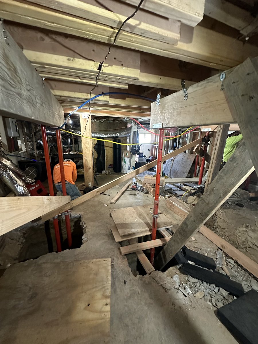 rcwconstruction's tweet photo. The existence clearance is about 4’ and will be a full height ceiling when we are finished.
#limitedaccess #residential #foundation #structural #concrete #generalengineering #retroffiting #caisson #rcw #rcwcrew👷 https://t.co/ty4Kn7K3bL