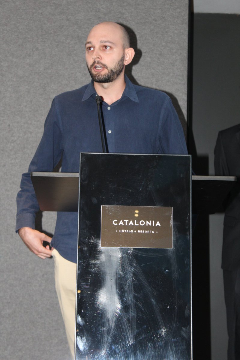 CCastelleraMAD's tweet photo. 📢 El pasado viernes recibimos el prestigioso premio #BatistaiRoca del Instituto de Proyección Exterior de la Cultura Catalana #IPECC por mantener la #cultura catalana en el mundo ❤️

¡Mil gracias por el reconocimiento y enhorabuena a los demás galardonados! 🏆

📸 @exterior_cat https://t.co/2Qa7gLfjzl