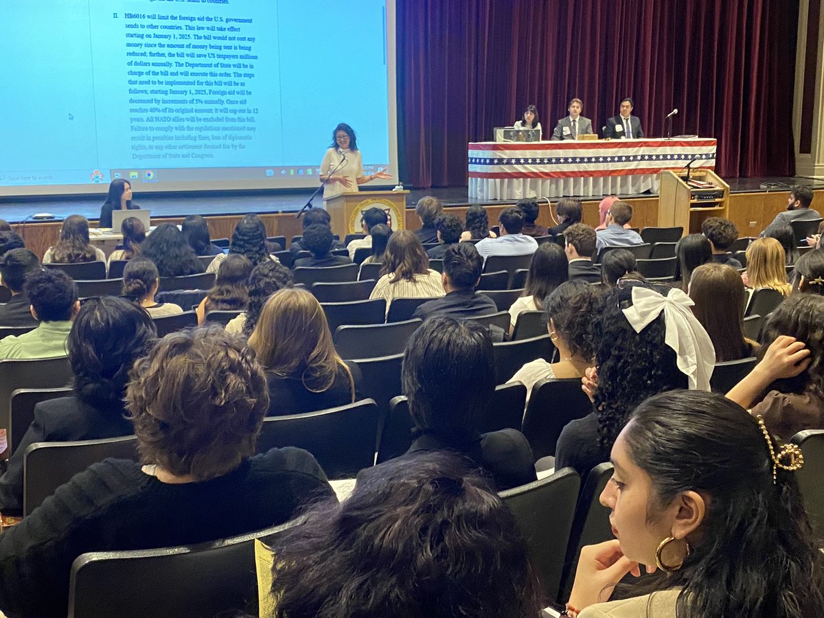 CandaceFikis's tweet photo. The 60th mock Full Session today at West Chicago HS. Student-created bills are discussed in caucuses, debated on the floor, and final votes taken. Students also had the opportunity to ask political questions to their State Senator and WeGo alum Karina Villa. #WeAreWeGo https://t.co/CCRSrZLCD6