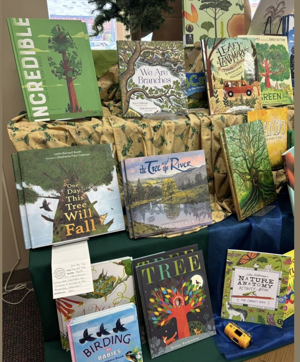 Thanks @AndersonsBkshp for this great display of #ArborDay books. Leafy Landmarks is in good company w books by @LBB_books @storybreathing @kateallenfox and more! @SleepingBearBks