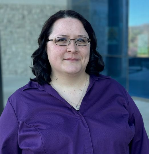 For 17 years, Stacey Hollis has been on the receiving end of 911 calls, helping hundreds of callers each day.

It’s challenging, but someone has to step up, and Hollis, a dispatcher, prides herself in providing a needed community service.

#telecommunicatorsweek 

1/3