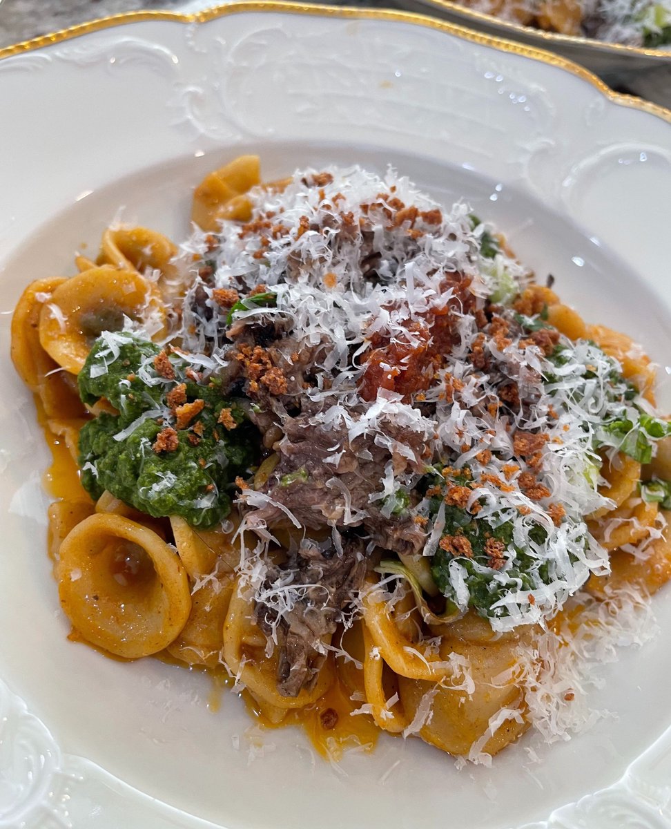 Braised Lamb Orecchiette, Smoked Tomato,Kale Pesto
Dinner parties, family gatherings, or special events—hosting made effortless with Supper Club YVR.

#outdoorevents #vancouverevents #weddingsvancouver #weddingcatering #privateparties #safevents #corporatevenue #outdoorgathering