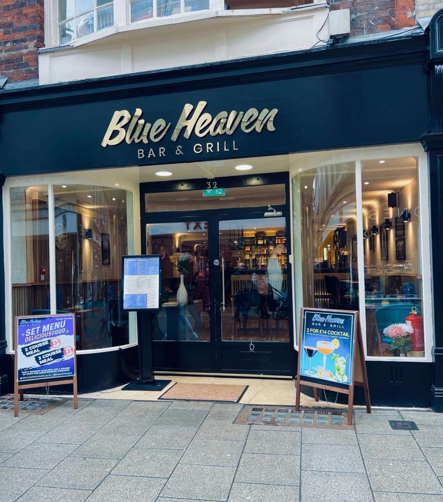 🚨HALF PRICE VOUCHER ALERT!🚨 £20 SPEND ON FOOD FOR JUST £10 at BLUE HEAVEN CONEY STREET BLUE HEAVEN is straight from the heart of Lebanon to the heart of York. You can immerse yourself in culinary traditions that celebrate the flavours of the region. buff.ly/3JjTdxf