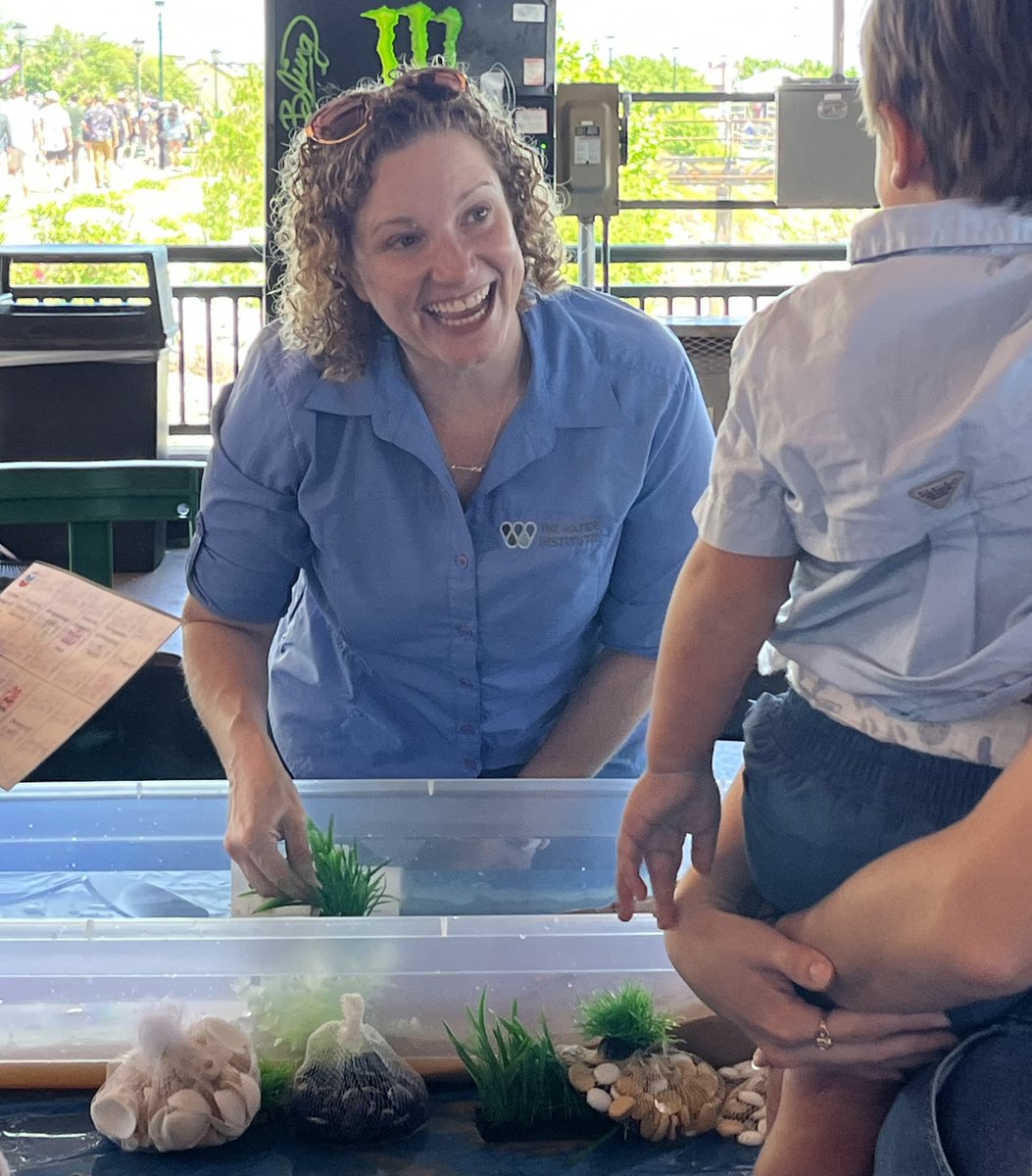 TheH2OInstitute's tweet photo. Thank you to @Chevron and @FQFestNOLA for a fantastic weekend at the Chevron’s Children’s STEM Zone as part of French Quarter Festival action. We had a great time and hope all the visiting families did too. #FQFest https://t.co/YplVWkqnyQ