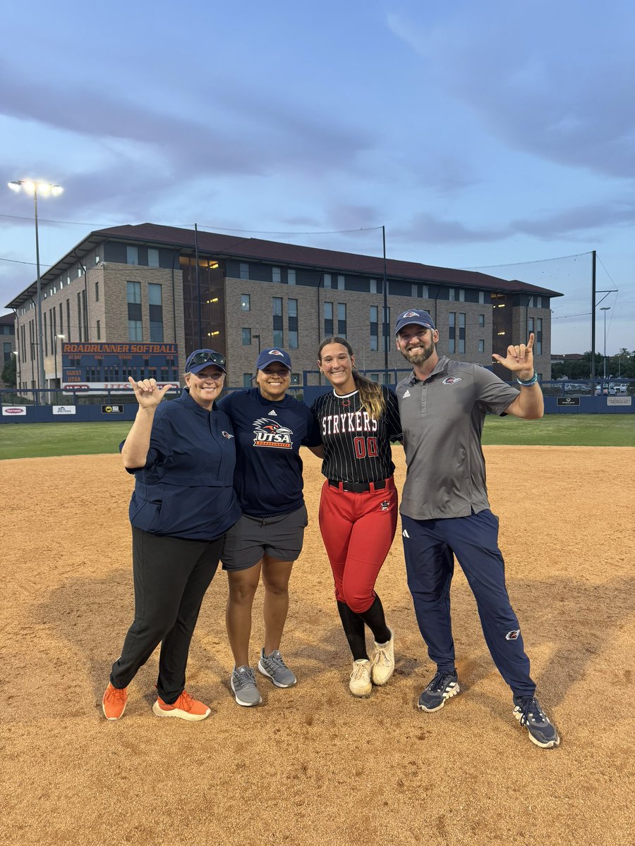 Thank you to UTSA for the amazing camp! I had a lots of fun and learned a lot! <a href="/UTSASoftball/">UTSA Softball</a>