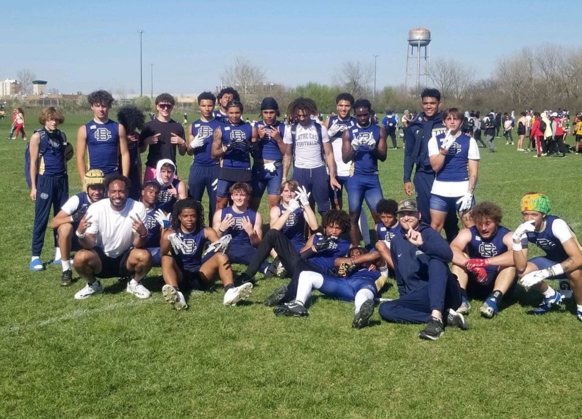 Great weekend in Chicago, 7-0 champs 
Thanks to <a href="/RedZone7v7Elite/">RedZoneEliteFB</a> for hosting
<a href="/BCfootballHF/">Building Champions Football Academy</a> <a href="/Jayden__Russell/">Jayden Russell</a>