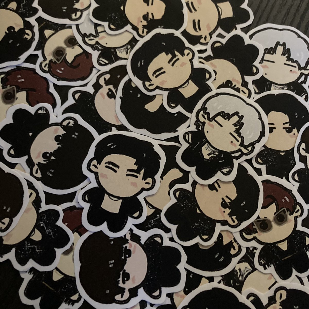 Made some stickers for #CHELLATEEZ !🤍🤍