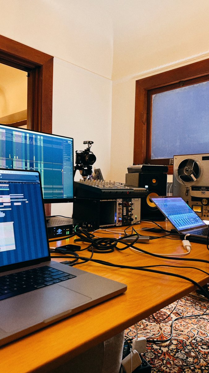 jrobbdaproducer's tweet image. 🥁🥁🥁