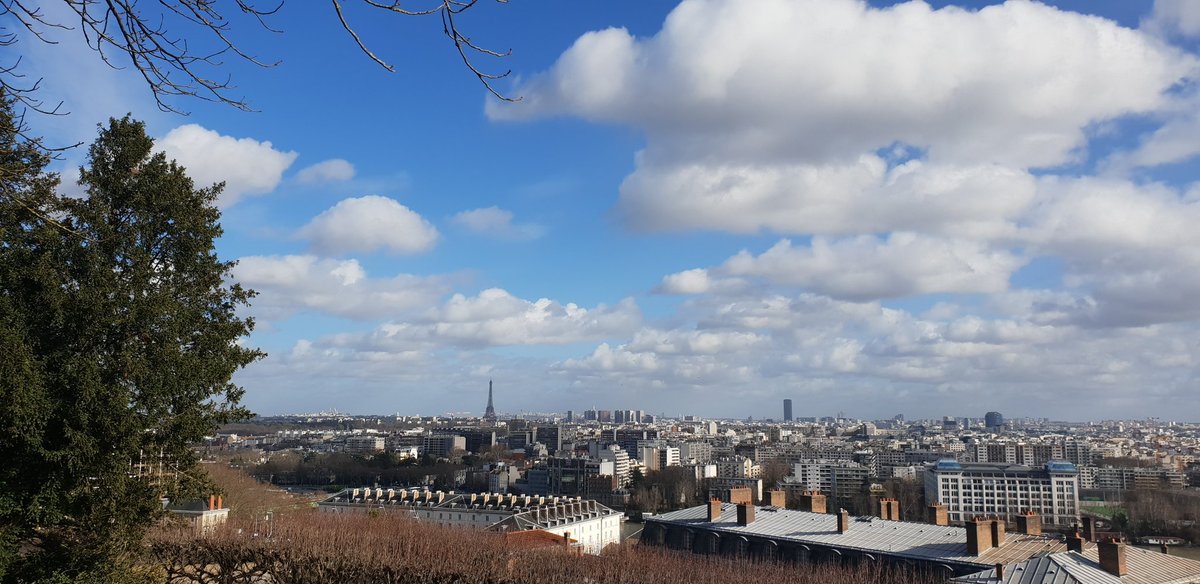 Ritztomar20's tweet photo. @DailyPicTheme2 @PanoPhotos City scape,Paris https://t.co/tvfrxHvCeM