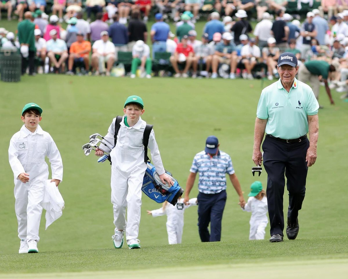 TomWatsonPGA's tweet photo. Made wonderful memories celebrating some very special traditions this past week at #TheMasters. My congratulations to Scottie Scheffler on yet another historic performance! An exemplary Champion @themasters https://t.co/clTyM65xJK