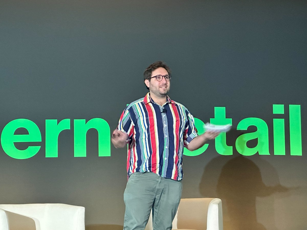 modernretail's tweet photo. Here we go!
Modern Retail's editor-in-chief @caleweissman kicks off the Modern Retail Commerce Summit in New Orleans ⚜️ #mrsummit https://t.co/P6PxYl8EMk
