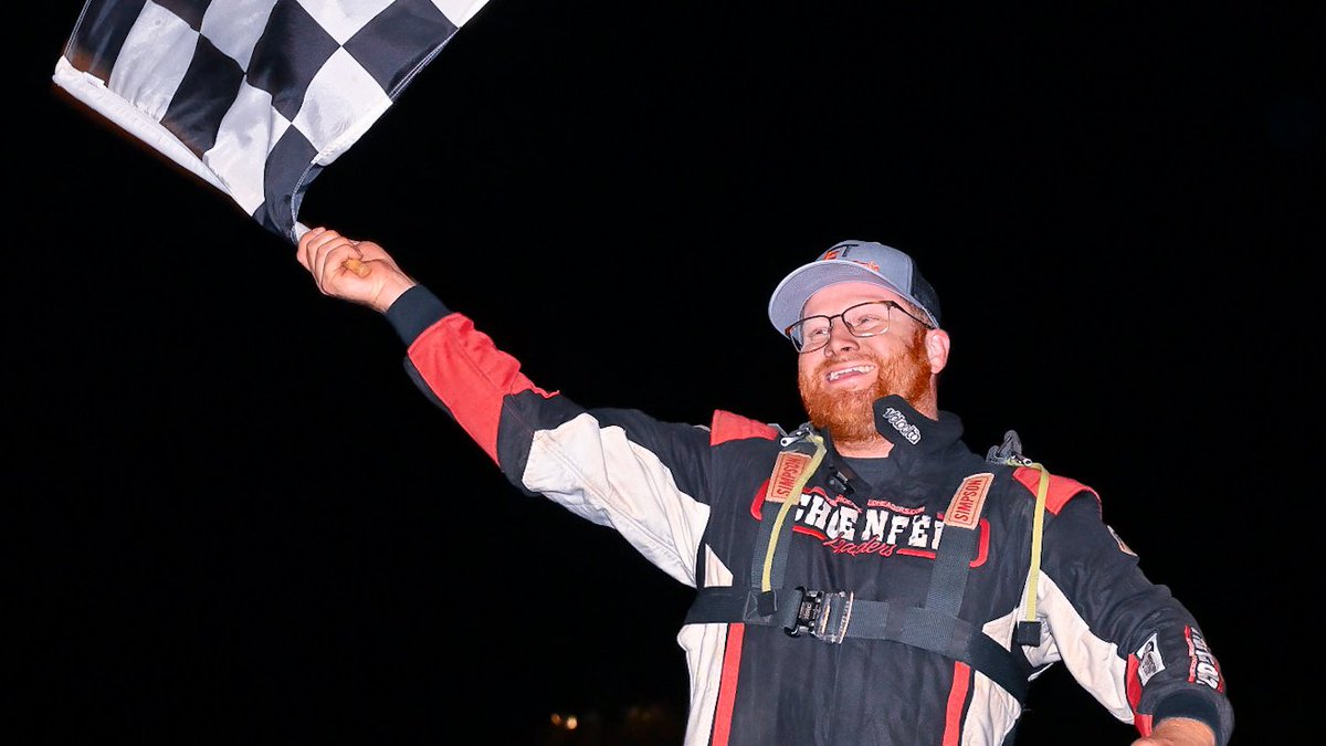 The magnitude of @JosephJoiner10 victory in Saturday's @HuntTheFrontSDS action went far beyond the hefty $15,000 first-place check. From this weekend's Dispatches 📰➡️ dirtondirt.com/story_13140.ht… 📸 Zackary Washington