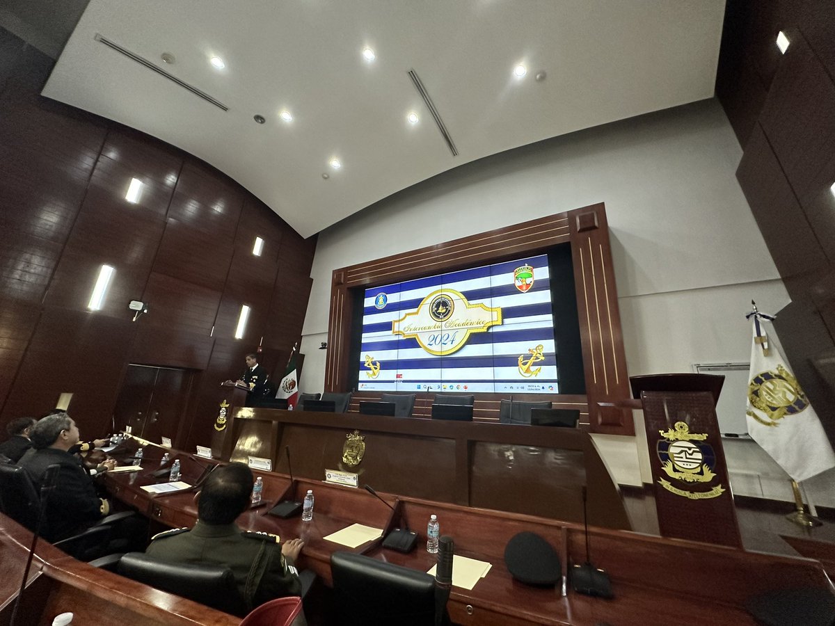 jmanuelavalos's tweet photo. Iniciamos Intercambio Académico CESNAV-CODENAL 2024 en el Centro de Estudios Superiores Navales #SEMAR con el propósito de desarrollar inteligencia colectiva, prospectiva y estratégica en la cultura de la #Democracia #Desarrollo y #SeguridadNacional https://t.co/wkq2kk0MfM
