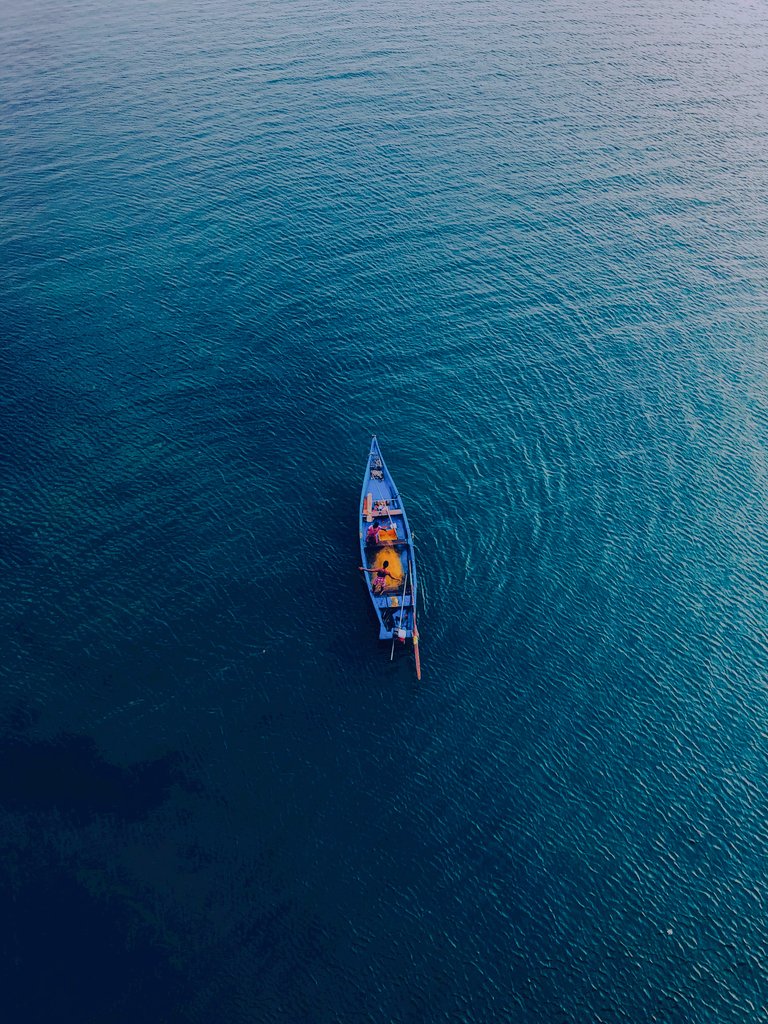 Gm Photographers 🌅 Show Me Your Stunning Minimal Shots 🛶 Re-Posting !!!