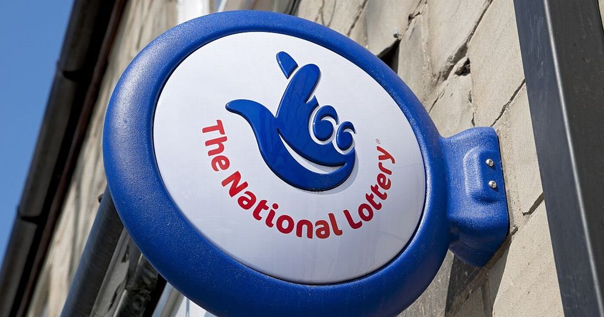 Monday's winning lottery numbers for jackpot of £10,000-a-month for 30 years mirror.co.uk/news/uk-news/b…