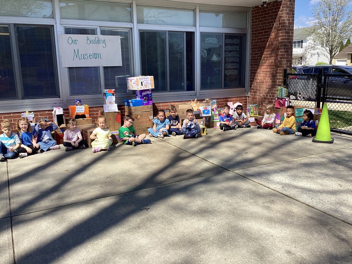 Mrs. Pearsall tweet media