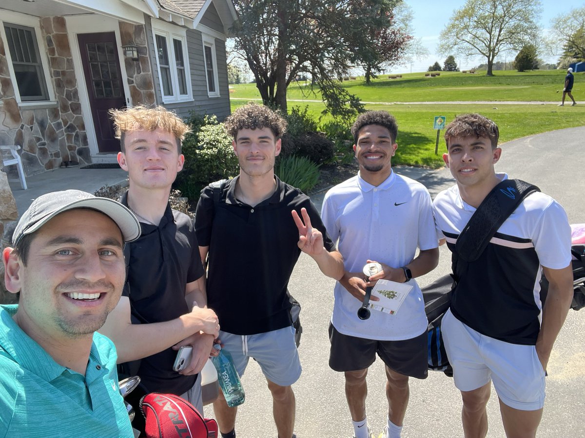 Quality round of golf ⛳️ today with the young lads!🐍 #DOOP #DaddyDaycare @JackMcGlynn7 @nateharriel @JeremyRafanello @QuinnSullivan33