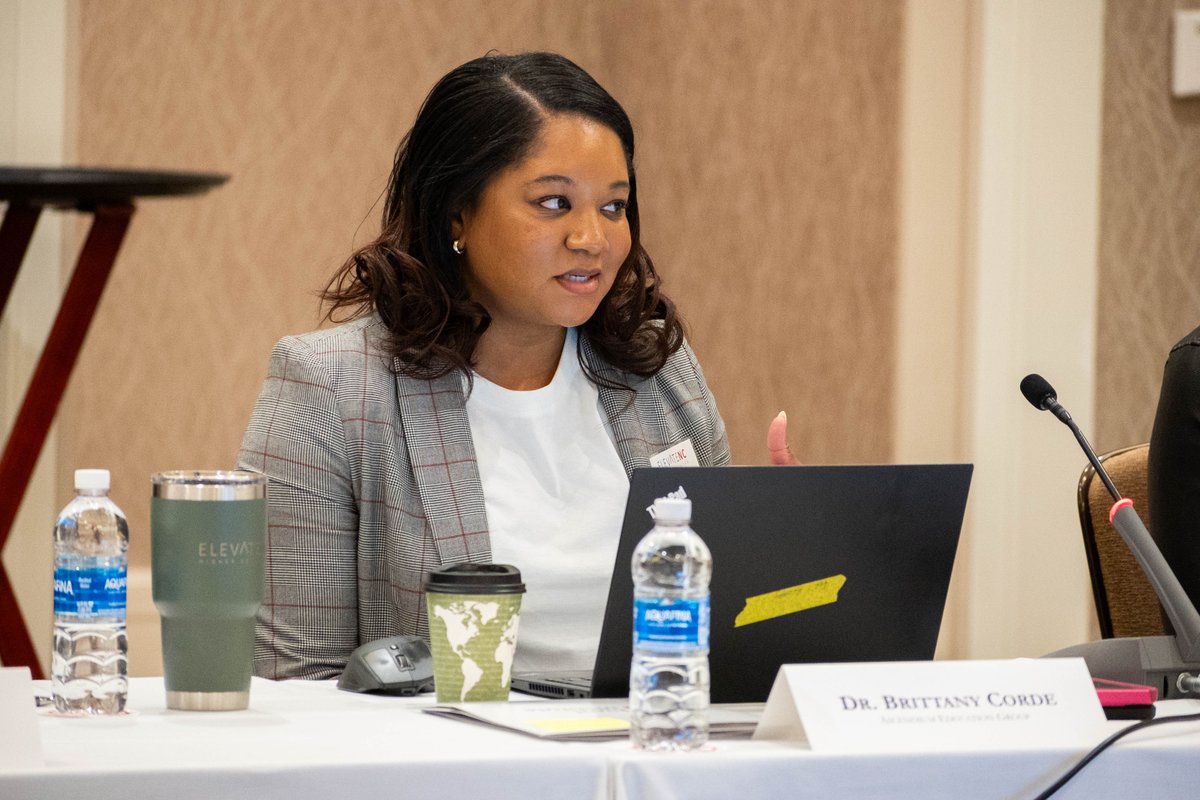 Hunt_Institute's tweet photo. For our next session, Dr. Brittany Corde of @AscendiumEd sits down with @MeredithA_NC of @NCChamber Foundation, @maccracken of @ncahec, and John Martin of Young Black Leadership Alliance to discuss community partnerships for career readiness and advancement. #ElevateNC https://t.co/7mCMrnRwKb