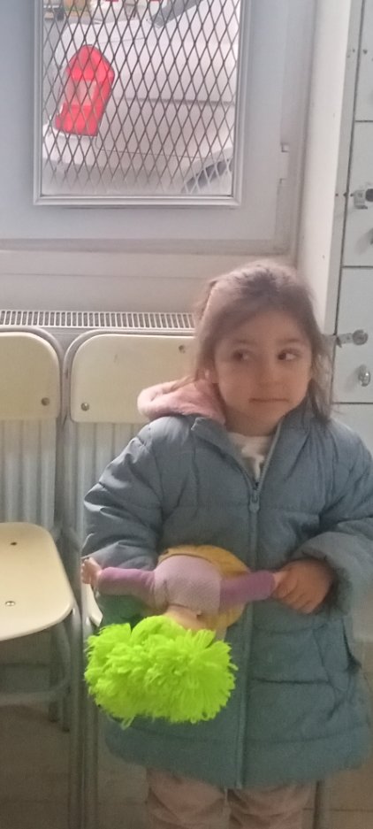 NeclaBLGN's tweet photo. Cezaevine annesine gidiş vakti can paremizin yüzünden herşey okunuyor #bebeklianneleretahliye #tutsakbebekler #nurhayataltaca https://t.co/fZTO4P3M6i