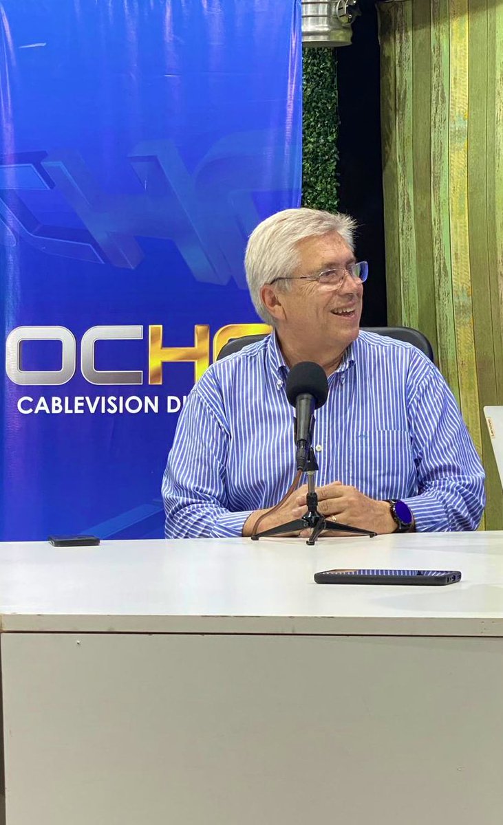 Tabareviera's tweet photo. Linda entrevista en Radio #Durazno AM 1430  y Canal 8. 

🕔 17:00 hs Conferencia de Prensa. 
🕡  18:30 Inauguración de  la Sede  Juan Antonio Lavalleja 960
#VolveAlColorDeTúCorazón https://t.co/T77aRSmb1O