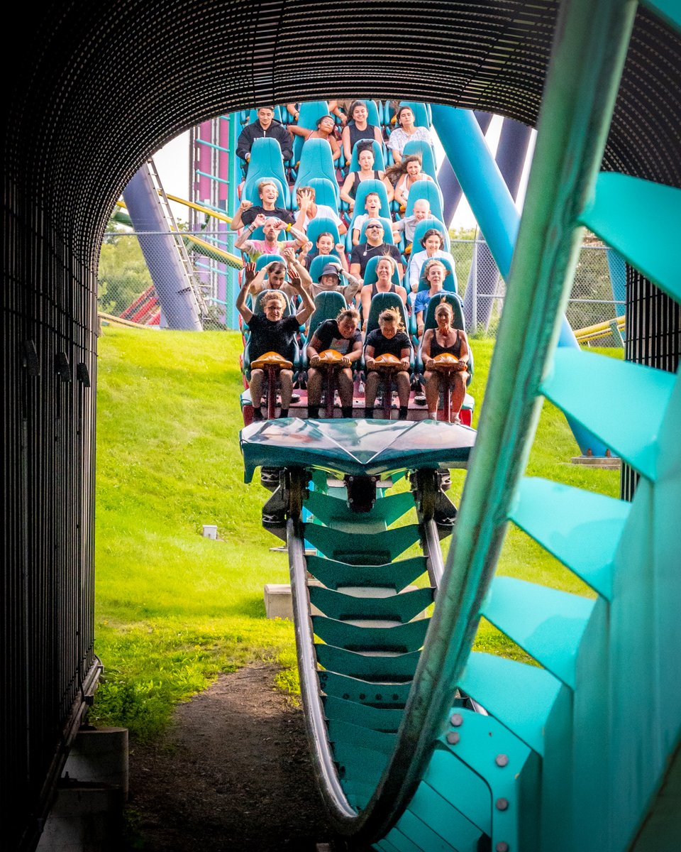 The urge to duck is strong with this one. Leviathan @WonderlandNews August 2023. #rollercoaster #canadaswonderland