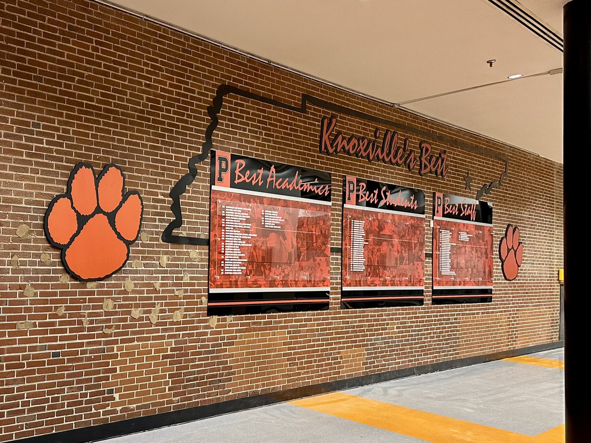Waterboy_Miles's tweet photo. Great partners make great projects! Thank you Powell HS &amp; @BSNSPORTS  for working with @waterboy_tx on this highly impactful project! 
@KnoxSchools
#waterboygraphics #webrandbig #whenculturematters #bsnsports #powellhs #panthers #knoxcountyschools #campusbranding #schoolbranding https://t.co/fc3UybMOEt