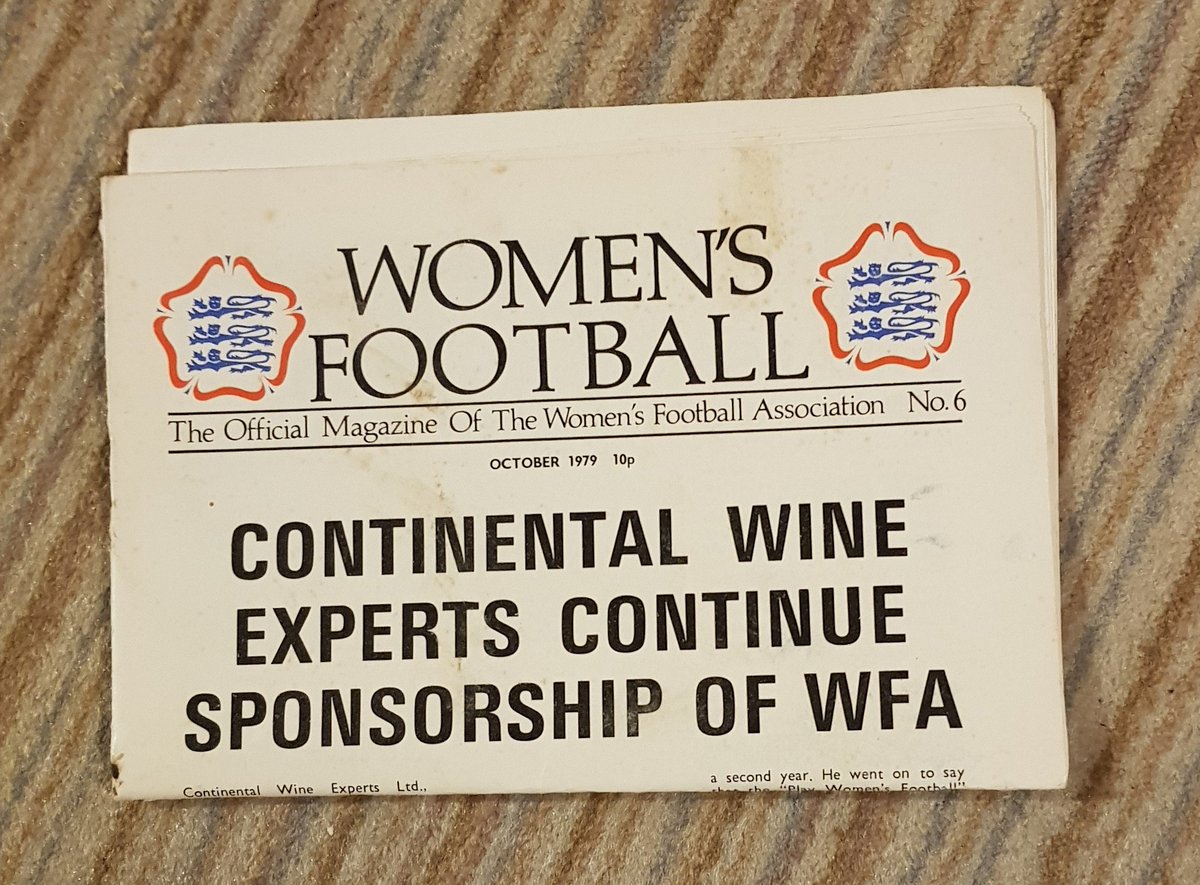 Gifted this piece of history today 😊 No 6 from 1979, 77 Years after the 1902 English FA Ban... Features one @First_2_Fifty meeting Ron Greenwood + appearing on 'Superstars'! How did you get on against Mary Rand? @footballandwar @justaballgame ⚽️playingpasts.co.uk/articles/footb…⚽️