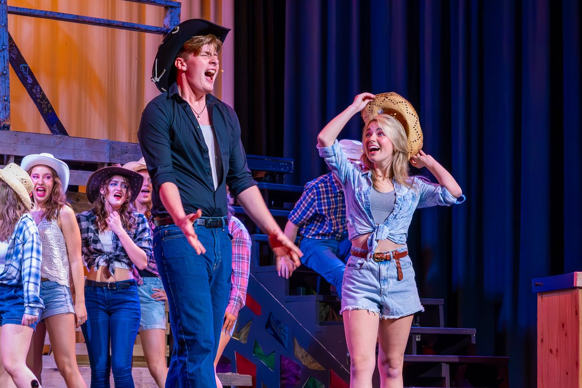 WCSedu's tweet photo. Summit High's musical Footloose finally hit the stage after a long wait, and boy, was it worth it! The show was originally planned for the spring of 2020 but never opened. @wcsSHS https://t.co/mKsTe19fCV