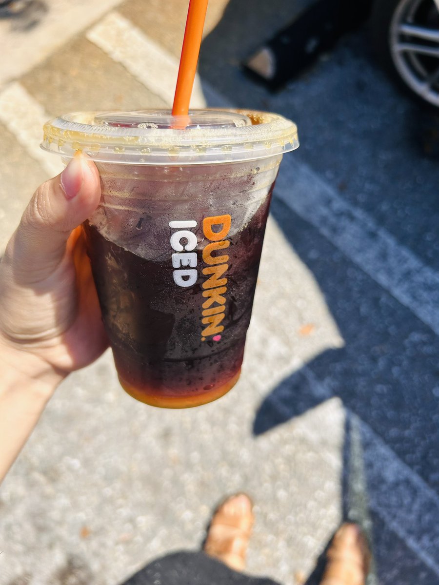 EmilyRe73056068's tweet photo. His and hers 🖤☕️🌊 ✨ https://t.co/LHSzFLJiQ4