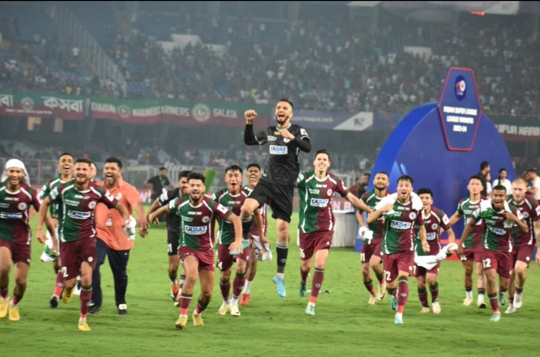 MohunBaganHub's tweet photo. 🚨✅ NEW RECORDS :

• Mohun Bagan becomes the Indian team with most number of league tittles (6) 

• Highest number of trophies for an Indian club (258) 

• Highest points in the ISL History (48)

• Most number of wins in a league campaign (15)

The best club of the country! https://t.co/anyM9io2NS