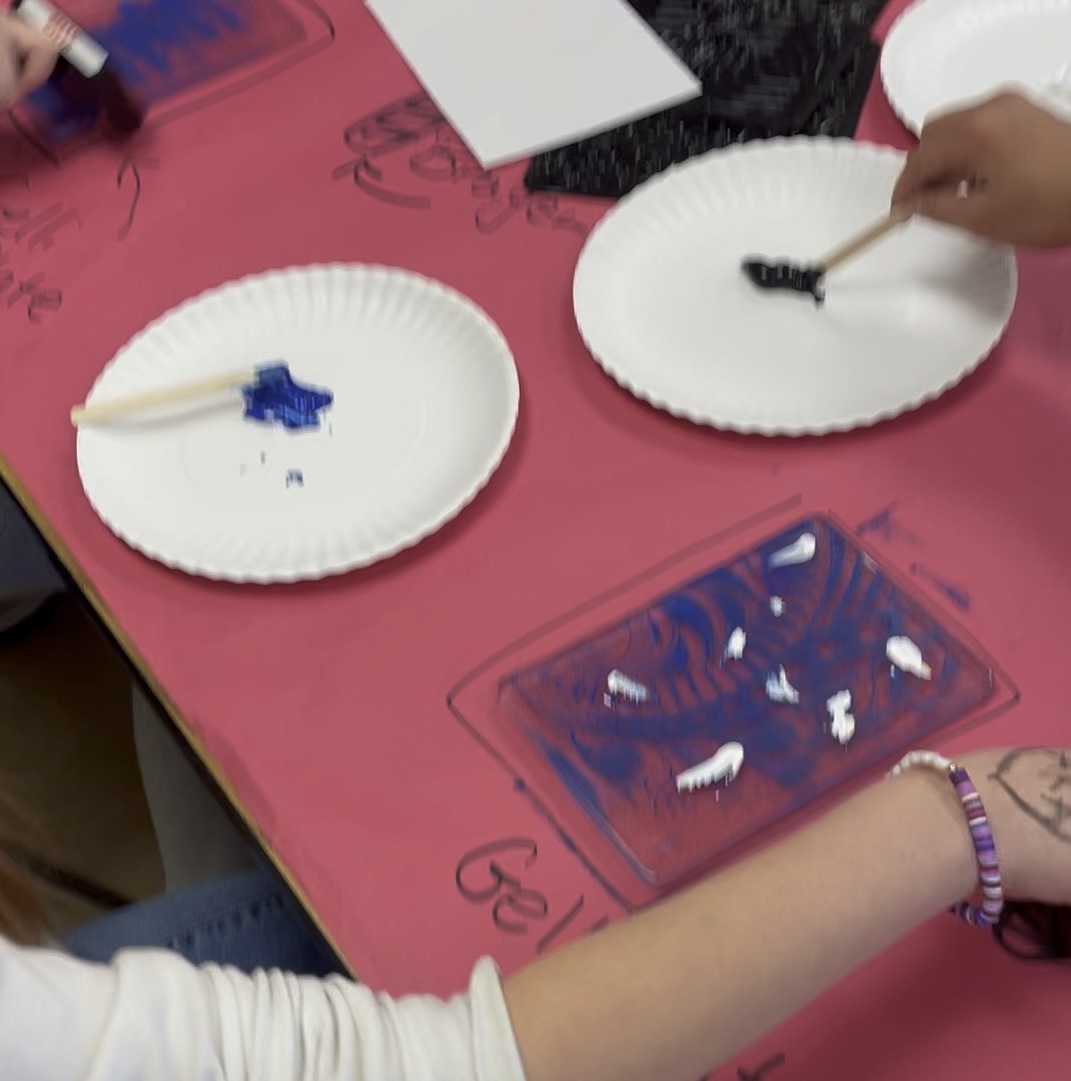 lps_visualart's tweet image. Arnold creative decision makers are testing out printmaking options using gelli plates and more. Check out these artistic experimenters! This opportunity was made possible with the support of the @NE Department of Education, @NE Arts Council and the @NE Cultural Endowment.