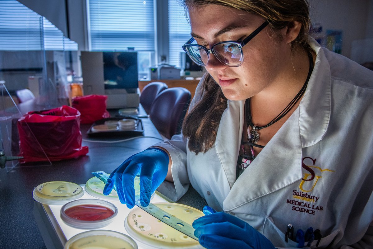 🔬✨ It's Medical Laboratory Professionals Week! Shoutout to those behind the scenes in healthcare making a huge impact. #DYK SU offers a top-notch Medical Laboratory Science major? Explore the world of diagnostics, labo techniques, and medical research: bit.ly/4aw7lPS