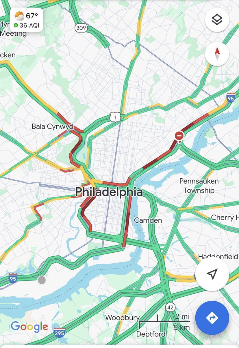 #PhillyA15 actions brought the city to a halt. City Hall and  weapons manufacturer Day & Zimmerman went on lockdown, 200 ppl walked out of work and took to the streets, 69 were arrested for taking peaceful direct action. Check out @a15actions to see more from across the globe 🍉