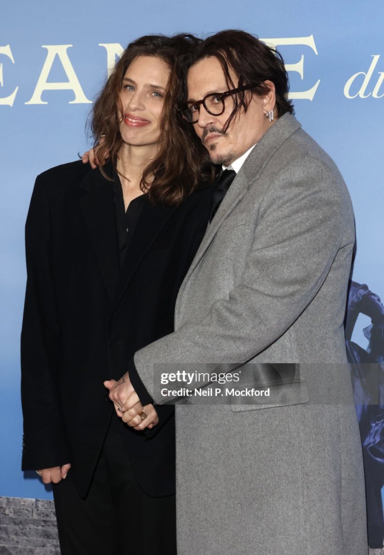 Legend Johnny at the Jeanne du Barry premiere in London today❤️‍🔥♥️I loved Johnny Depp's appearance very much.I smile very much when I watch his beautiful pictures and clips.He deserves the love and support he gets🤗 #JeanneDuBarry #JohnnyDeppIsALegend #IStandWithJohnnyDepp