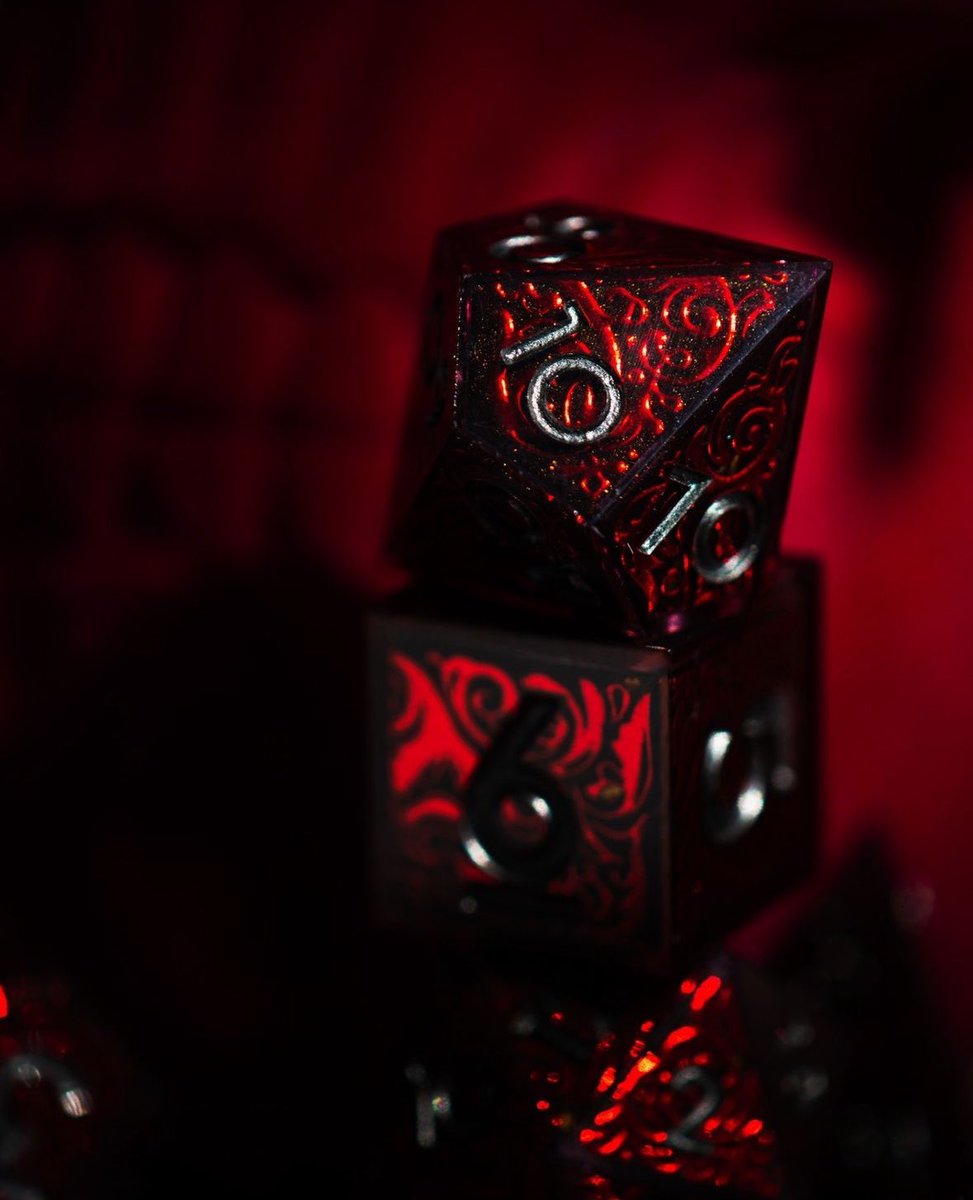 Question for our VTM players out there, how would you feel about an Exsanguinated D10 set? 🩸 Let us know in the comments and if there’s enough excitement maybe we can make something happen! 🧛‍♂️