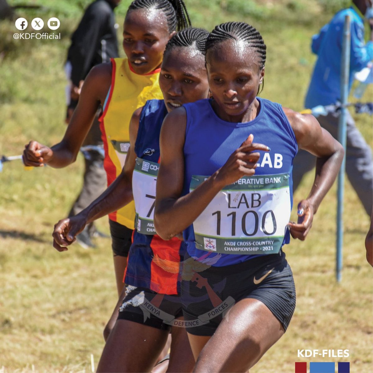 kdfinfo's tweet photo. General Francis Ogolla, Chief of the Defence Forces, leads the KDF fraternity to congratulate WO2 Hellen Obiri who has successfully defended her Boston Marathon Title.
https://t.co/XQycNy5cHC https://t.co/T16WL6mV5c