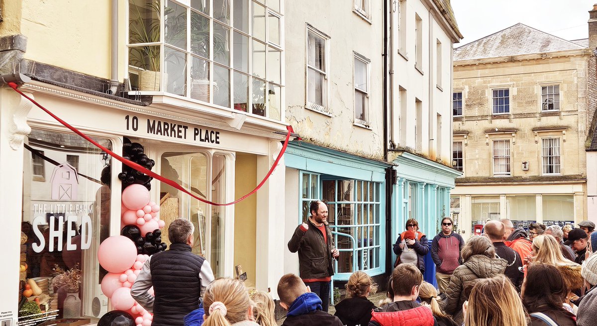 10 Market Place, Shepton Mallet today. #socialenterprise on the High Street linkedin.com/posts/justinsa…