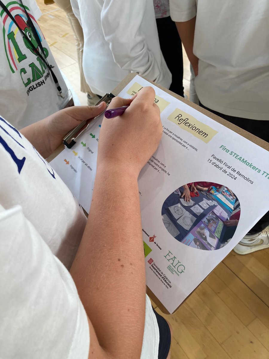 annapanisello's tweet image. Infants i joves amb capacitat de cercar i proposar solucions a problemes del món real, explicant amb primera persona els processos que han possibilitat l’adquisició dels seus aprenentatges. Això és FAIG en estat pur. #pelldegallina #FaigTTEE #aprenentatgeambmoltsentit