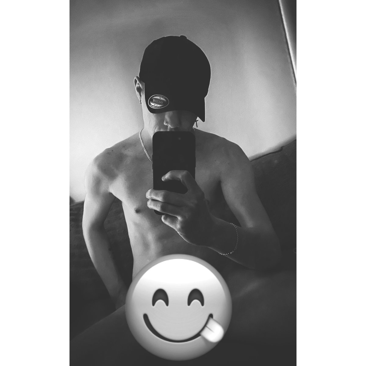 djay_dee_'s tweet photo. #djaydee #dj #nike #nikeboy #twitter #twittergay #gay #boy #gayboy #LGBTQ #germany #gaygermany #germanygay #berlingay #gayberlin #berlin https://t.co/wdgq6Y1YWu