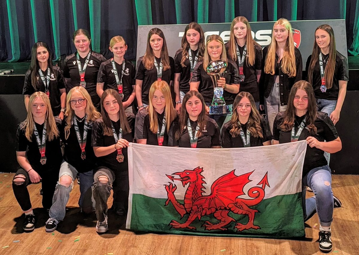 ryanbomber's tweet photo. Can't be any prouder of these girls. Impeccable on and off the field this weekend. 49 Trys scored against 6 other teams @NelsonBelles @AllWalesSport @DRA_Community @waleswomenrugby @WRU_Community https://t.co/nbLbxHxn18