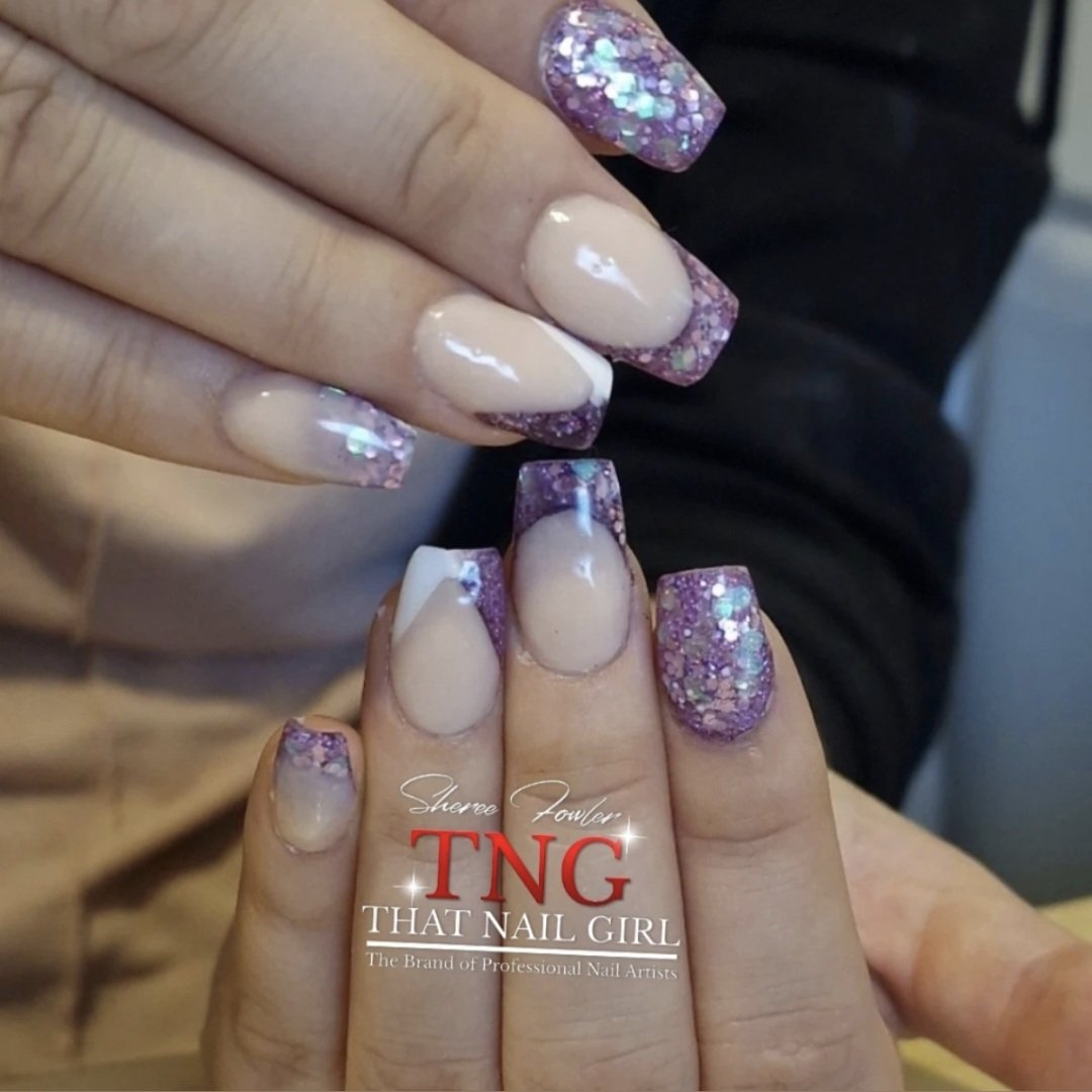 Glitter made by yours truly 😁 I love the sparkles ✨️ Products from: 💜 @tngthatnailgirl #thatnailgirlsheree #shereethatnailgirl #nailsindoncaster #doncastercity #doncasternails #doncasterisgreat #doncasterbusiness #doncasternailtech #doncastersalon #doncaster #acrylicnails