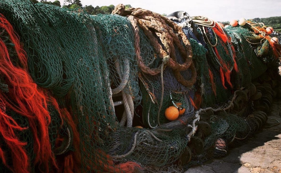 LBFCIC's tweet photo. Our fishermen led community interest company represents fishermen from across the four ports of West Bay, Lyme Regis, Beer and Axmouth. #FollowUs on our journey. We are #ScallopDivers, #potters, #trawlermen, #netters and #anglers
#EatOurFish
📸 Dave Robinson https://t.co/XHAWlkRpPf