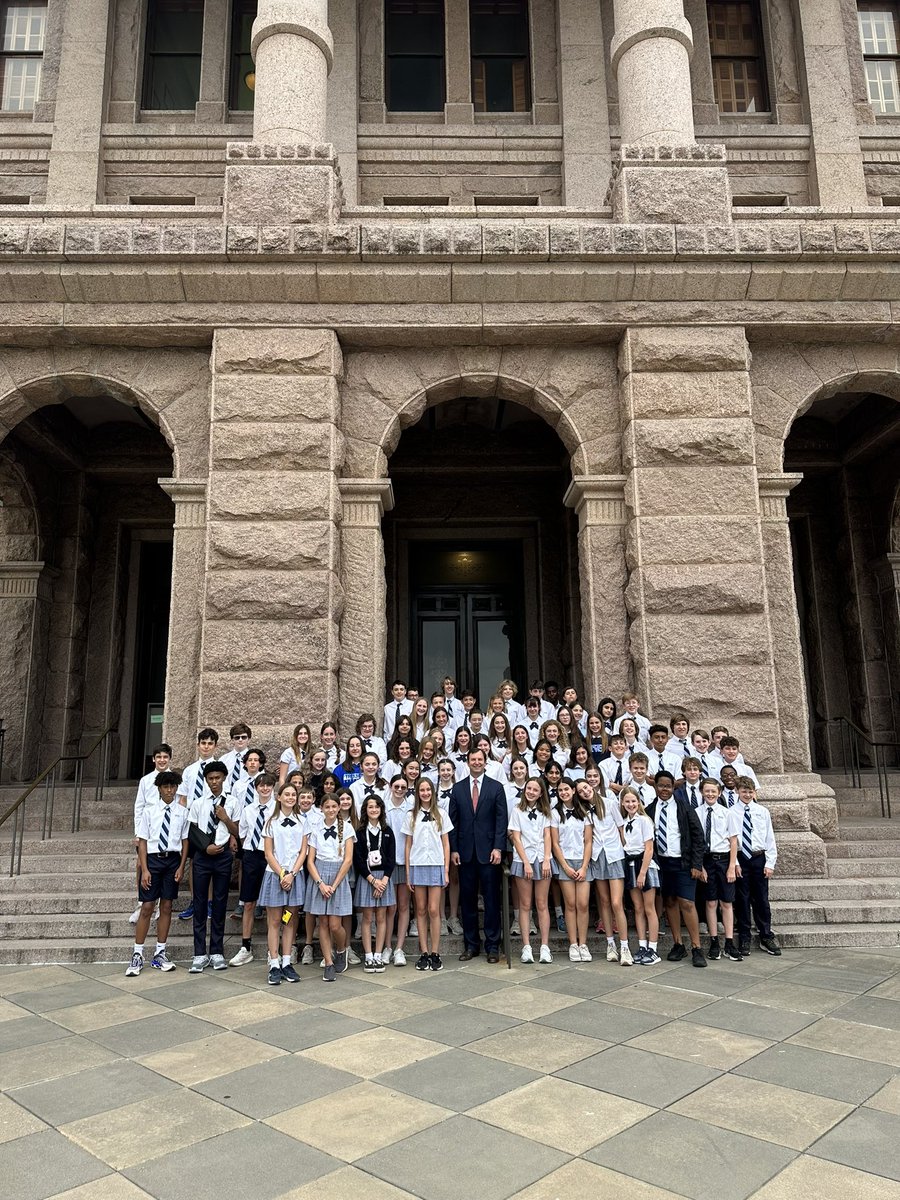 I’m so glad to have spent the morning with 7th graders from Trinity Valley School at the Texas State Capitol.