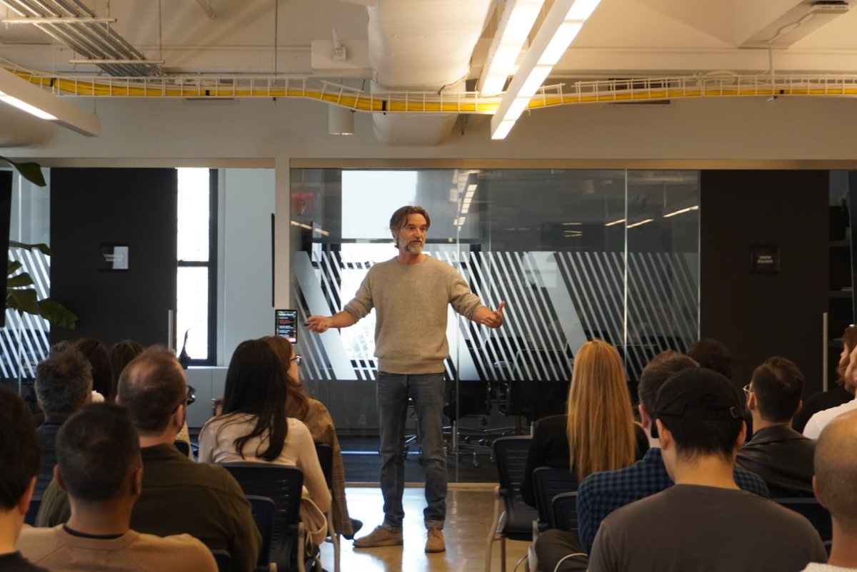 An exciting morning last week at Primary HQ hosting a workshop with @FNDR_James (CEO, FNDR). From crafting Apple's narrative to helping 150+ founders, he shared startup storytelling insights. Thanks to all who joined!