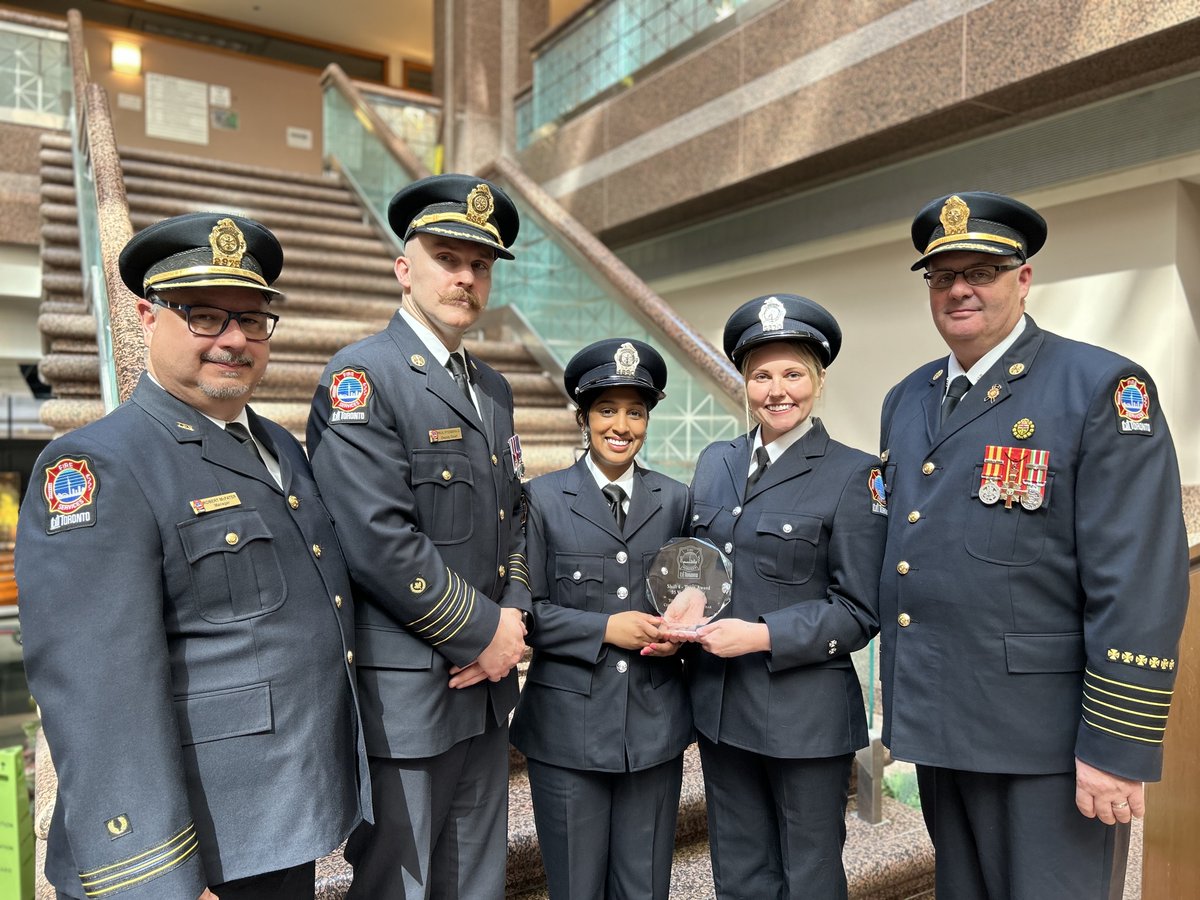 TFS, #Toronto Paramedic Services, & Toronto Police Services held a 'Tri-Service Telecommunicator of the Year' award ceremony today. The TFS award went to Communications Platoon 4. Well-deserved. Congratulations to all award winners. Thank you for your service. 👏 #NPSTW2024