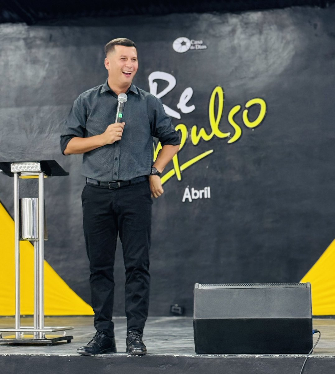 PastorJuam's tweet photo. Me gusta y mucho, me encanta; hablar de Dios y conectar a la gente con Él.” https://t.co/SeX9jyhHP8
